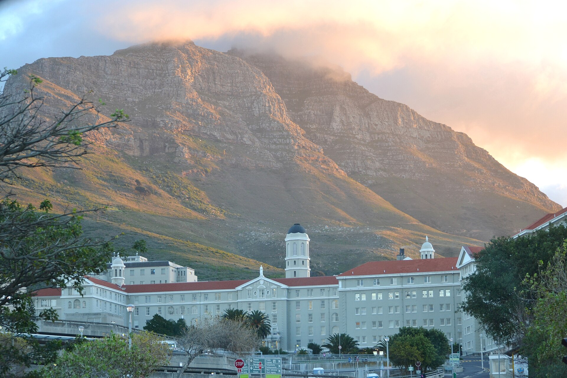 Groote Schuur Hospital, Cape Town