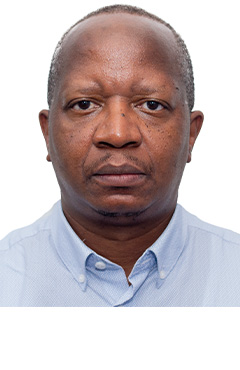Dr Adriano Tivane