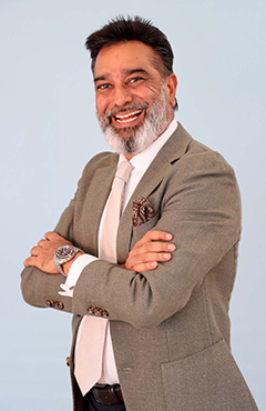 Dr Amit Thakker